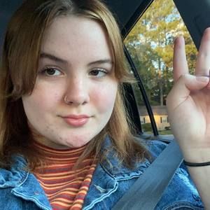 Meet your Posher, Abigail